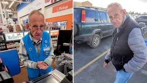 Povestea fabuloasă a bătrânului din imagine. La 82 de ani, lucra casier într-un supermarket. Ireal cum l-a "pensionat" un client