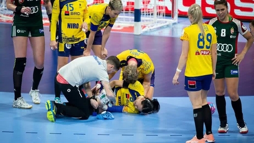 FOTO. Cristina Neagu s-a operat! Prima fotografie cu handbalista de pe patul de spital. “M-am trezit cu...”