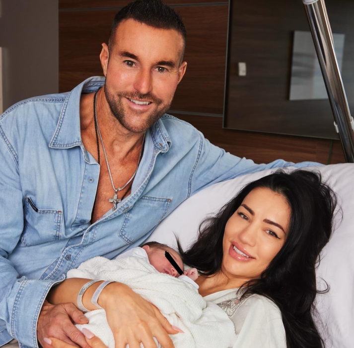 Andreea Sasu, iubita lui Philipp Plein, a născut! Numele bizar ales pentru băiețel