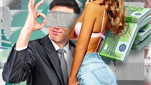 O cunoscută tipesă din oraș l-a răvășit pe unul dintre cei mai potenți milionari români: L-a satisfăcut în parcarea de la NUBA, dar nu pe gratis!