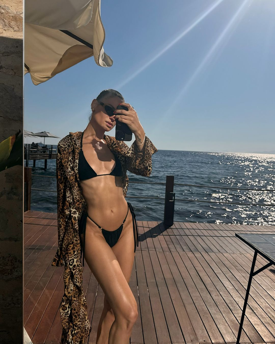 Irisha în vacanţă cu afaceristul italian