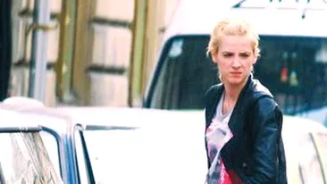 Are geanta de 2.000 de euro si masina de 25.000 de euro