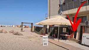 Cât este taxa de WC în Mamaia, acum, în iulie 2025. Cât trebuie să plătești pentru o "vizită" la toaletă