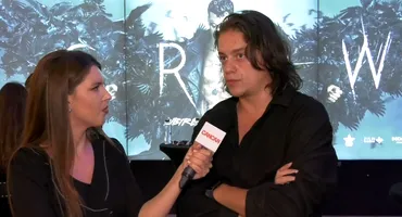 Viața lui Iustin Petrescu s-a schimbat la 180 de grade, după despărțirea de Marilu Dobrescu. Clipul care i-a emoționat până la lacrimi pe fani: ”Marilu te-a distrus, Hara te-a vindecat!”