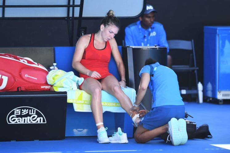 Anunţul îngrijorător al Simonei Halep după calificarea dramatică în optimile Australian Open: „Doctorul mi-a spus că…”