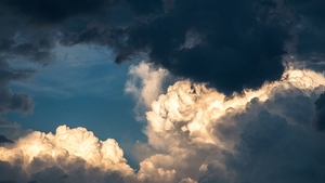 Prognoză meteo specială pentru București. Este cod galben de vijelii în 18 județe din România