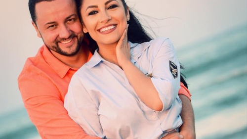 ANDRA îţi oferă o vacanţă la mare pentru două persoane! Anunţul a fost postat pe pagina ei de Facebook:‘’Cine vrea un sejur? ‘’
