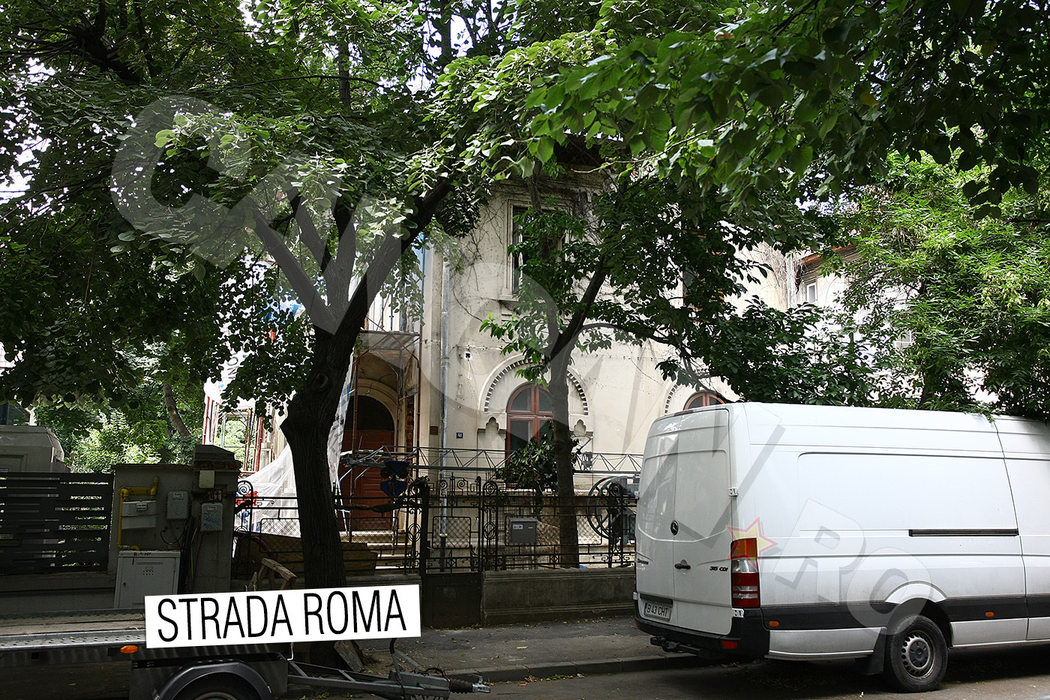 Clotilde are în proprietate şi un imobil de pe strada Roma