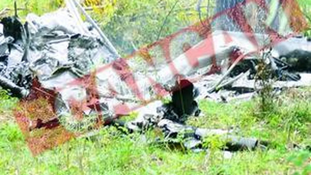 Elicopter plin cu bani, prabusit In Ialomita