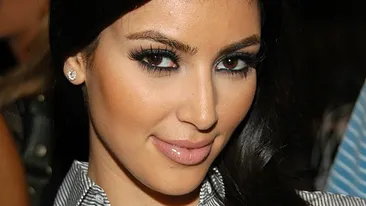 Kim Kardashian, in sanii goi la medic! E plina de vergeturi si nu stie ce sa mai faca pentru a scapa de ele