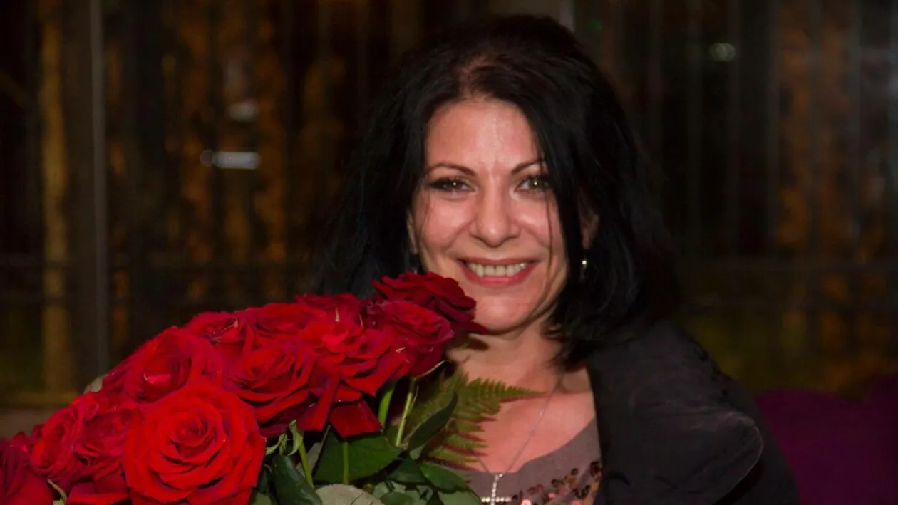 Motivul pentru care Elena Cârstea nu a făcut copii. Cântăreața a adoptat două fete