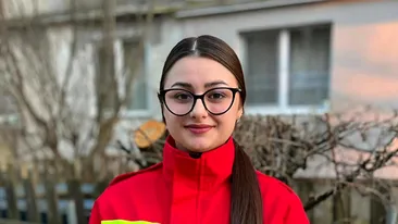 Maria Petrișor, o voluntară de 20 de ani, a salvat viața unui bărbat care s-a prăbușit pe stradă. Nu a stat deloc pe gânduri