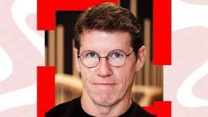 Un compozitor nominalizat la Emmy a murit într-un accident de mașină