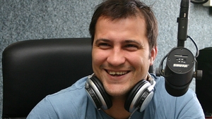 Cel mai sincer interviu dat de Serban Huidu dupa revenirea la "Cronica Carcotasilor". "Sotia mi-a spus sa o iau pe amanta"