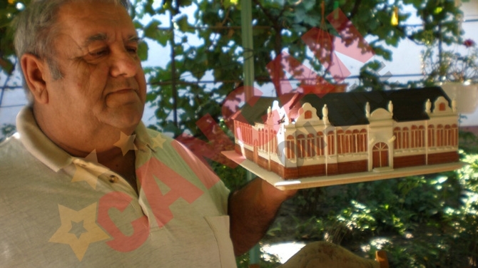 A creat o lume in miniatura