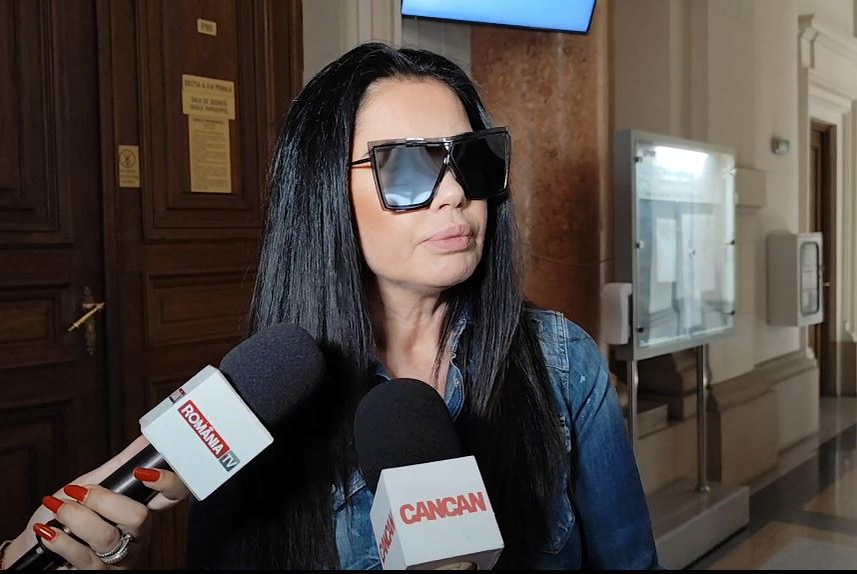 Oana Zăvoranu