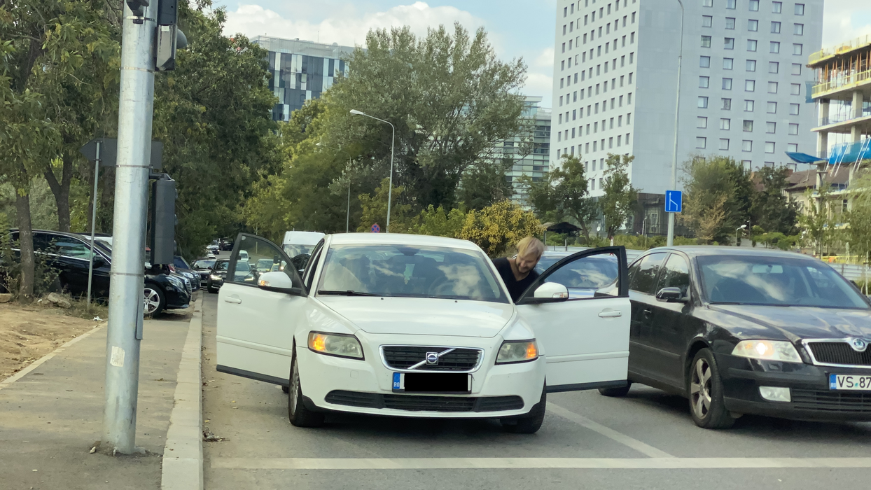 Cristina Cioran și iubitul, probleme în trafic