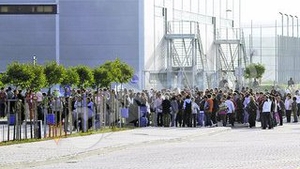 Protest spontan al angajatilor de la Nokia