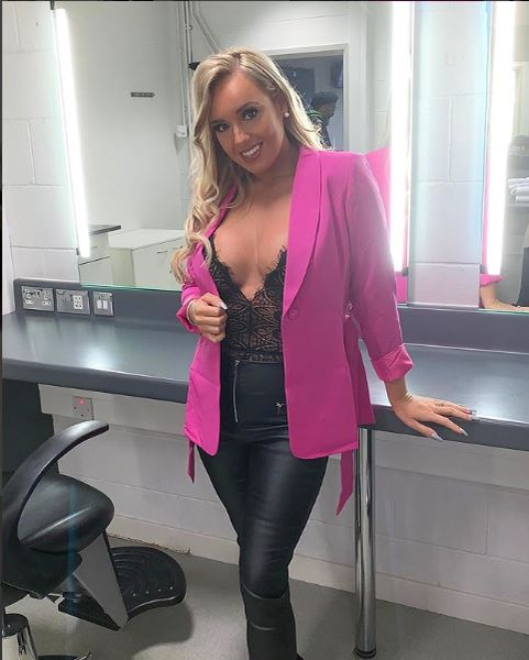 Transformarea uluitoare a unei blonde voluptuoase! A fost părăsită de iubit pentru că era grasă, avea 108 kg, iar acum a ajuns Miss Marea Britanie