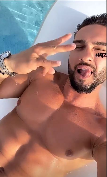 Râzi cu lacrimi! Ce comentariu i-a lăsat Codin Maticiuc lui Dorian Popa, după ce acesta s-a pozat în piscină de parcă merge pe apă ca Iisus! Răspunsul savuros al cântărețului