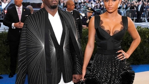 Cassie Ventura ar fi părăsit Statele Unite după ce a depus mărturie împotriva lui P. Diddy, dar problemele nu s-au terminat