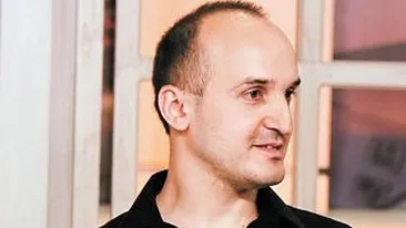 Razboiul dintre Mariana si Cristi Marin s-a mutat in dormitor: Moculeasca mi-a cerut sa urinez pe ea!