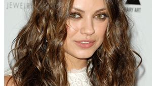 Mila Kunis a renuntat la scoala ca sa devina actrita