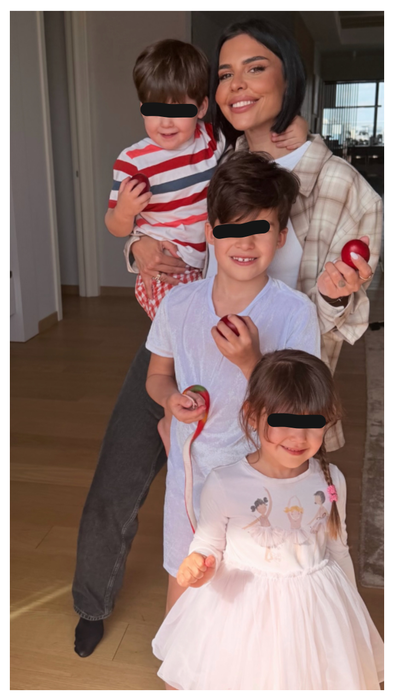 Primele imagini cu Andreea Popescu, după ce s-a întors în casa lui Rareș Cojoc. Din nou împreună, de dragul copiilor