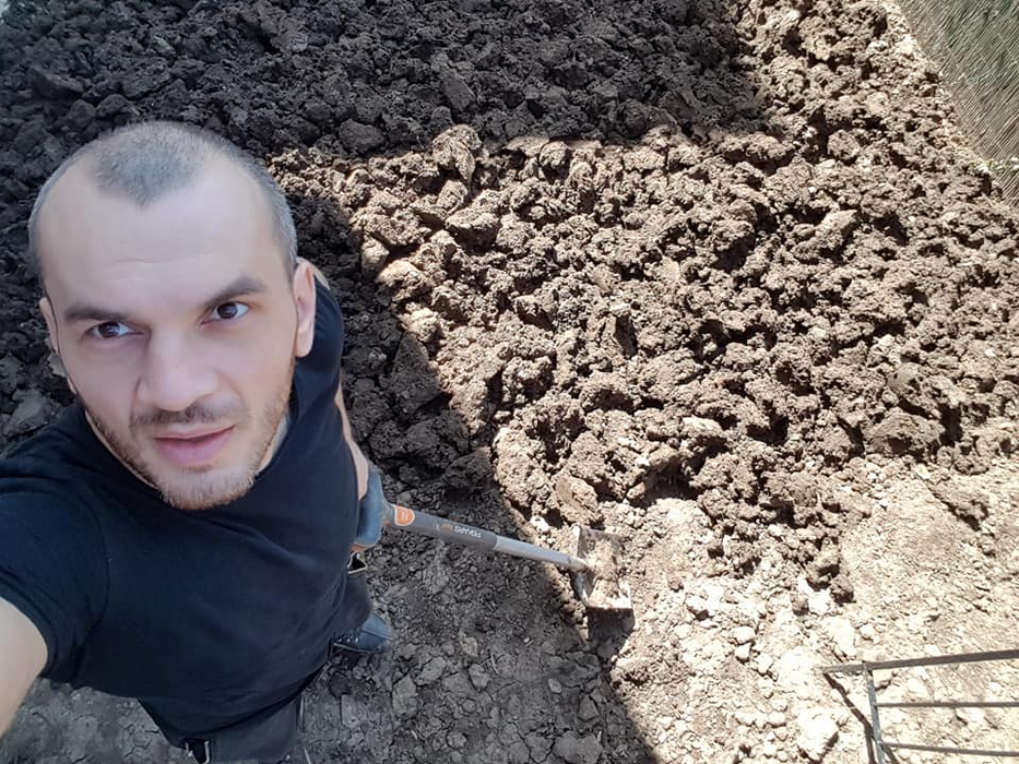 Ionuț Atodiresei este originar din Fălticeni