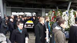 Nicolae Tilihoi, condus pe ultimul drum de peste 600 de persoane. ”Te vom iubi toată viața, nea Nae!” 
