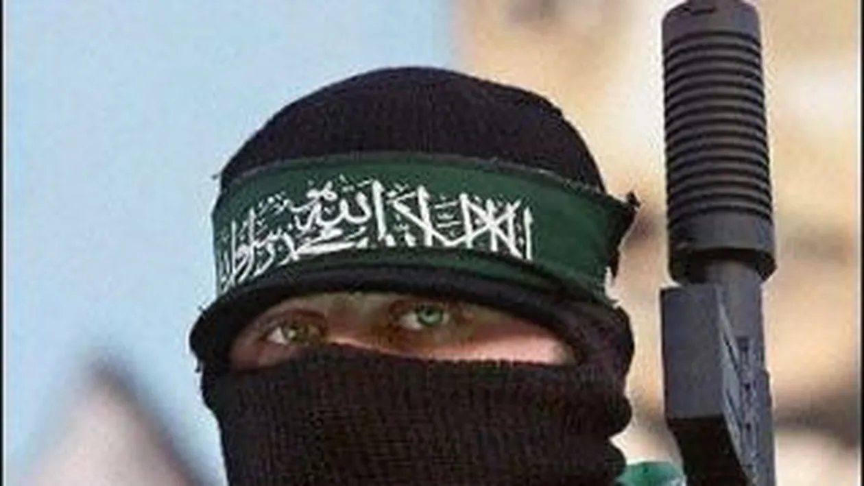 Al-Qaida ameninta: Ce supriza totala va fi la meciul SUA - Anglia, cand se va auzi zgomotul unei explozii si vor fi sute de cadavre!