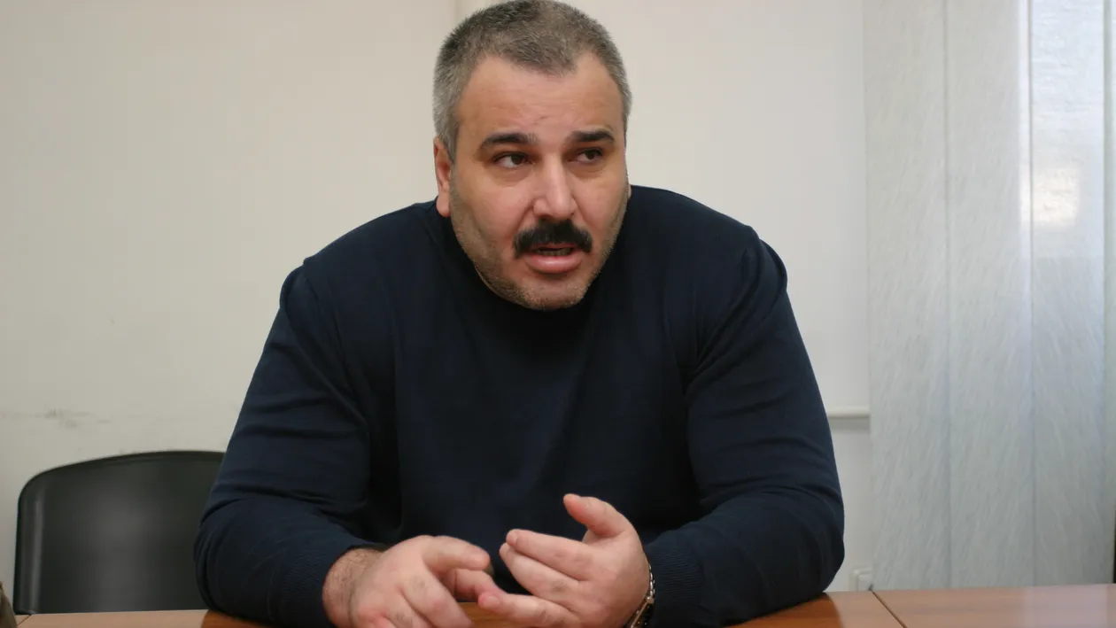 Sile Camataru, mai organizat decat un contabil! Tinea lista datornicilor in agenda, pe culori, si lua TVA de 10% pe luna!