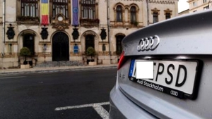 Fenomenul “M**e PSD“ a luat amploare! Un român stabilit în Anglia și-a pus aceelași mesaj pe plăcuța mașinii
