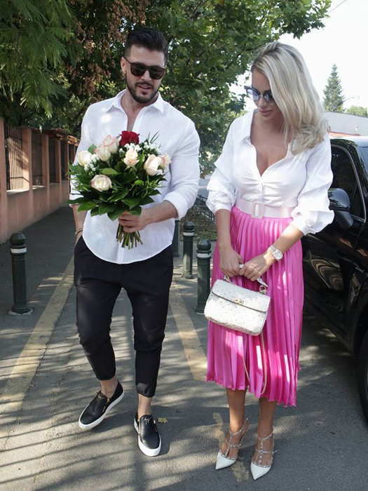 Bianca şi Victor Slav, prezenţi la cununia lui Bogdan Vlădău cu Gina Chirilă. Cum s-au îmbrăcat blonda şi prezentatorul TV