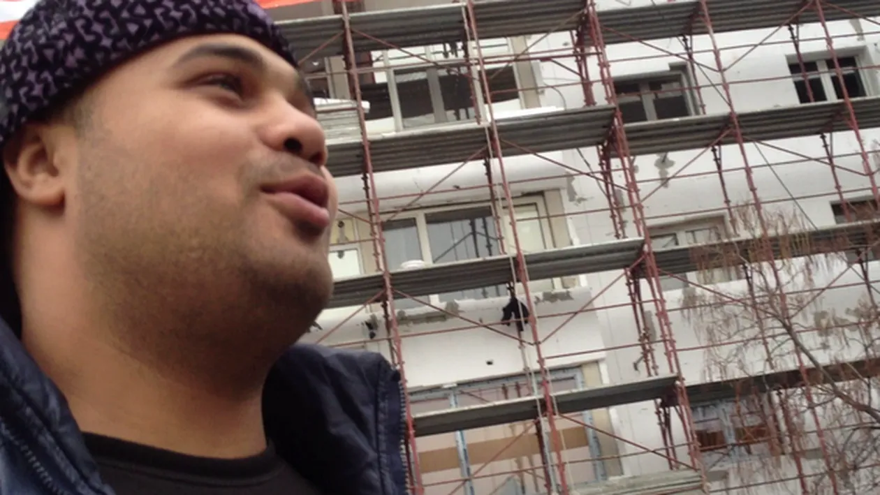 A apus momentul lui de glorie! Cum a ajuns Perversul de pe Targu Ocna sa se umileasca pentru niste maruntis!