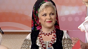 Vezi ce faimoasa cantareata de muzica populara a slabit 30 de kilograme cu cea mai DRACONICA dieta din lume. Acum vrea silicoane!