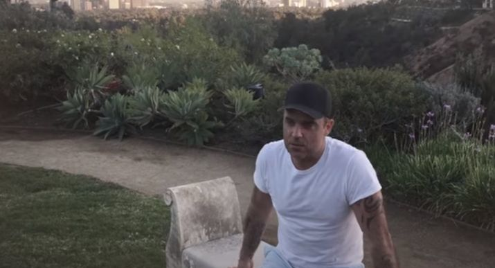 Robbie Williams şi-a anulat toate concertele după ce a aflat că e bolnav! A ajuns la terapie intensivă: „Rezultatele sunt îngrijorătoare!”