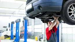 Repară acum, economisește la următoarea vizită în service: cum funcționează voucherul de 5%