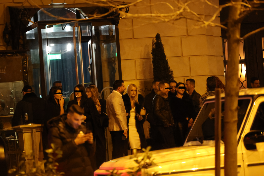 Iuliana Pepene și Ayman Abboud se pregătesc de plecare (Foto: CANCAN.RO)