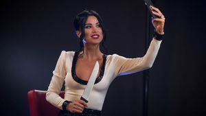 Daniela Crudu, ce imagini! S-a filmat în fața oglinzii după ce și-a pus silicoane mai mari