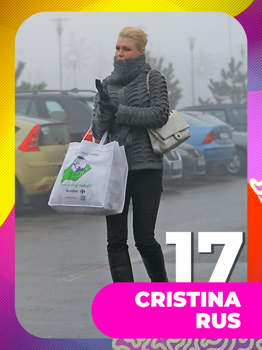 TOP 30 fete-sexy chiar şi atunci când afară plouă. Monica Gabor, Anna Lesko şi Bianca Drăguşanu s-au udat… la propriu!