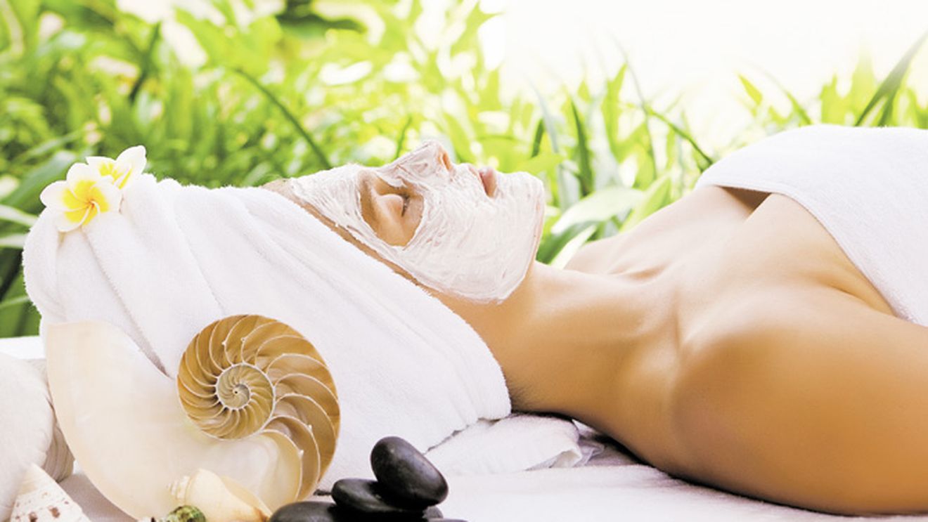IngrijeSte-Ti tenul, parul Si corpul cu fructe, legume Si plante de sezon. Cosmetica de vara