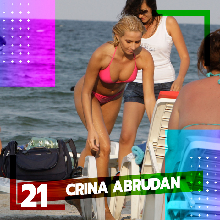 Top 30 sexy-vedete umede la plajă. Ce locuri ocupă Daniela Crudu, Flavia Mihășan și Mădălina Ghenea în cel mai senzual clasament