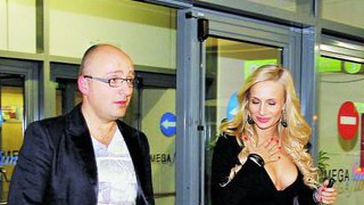 Ce mica este lumea! Ex-logodnica lui Costi Ionita s-a distrat in Turcia cu fostul iubit al Celiei