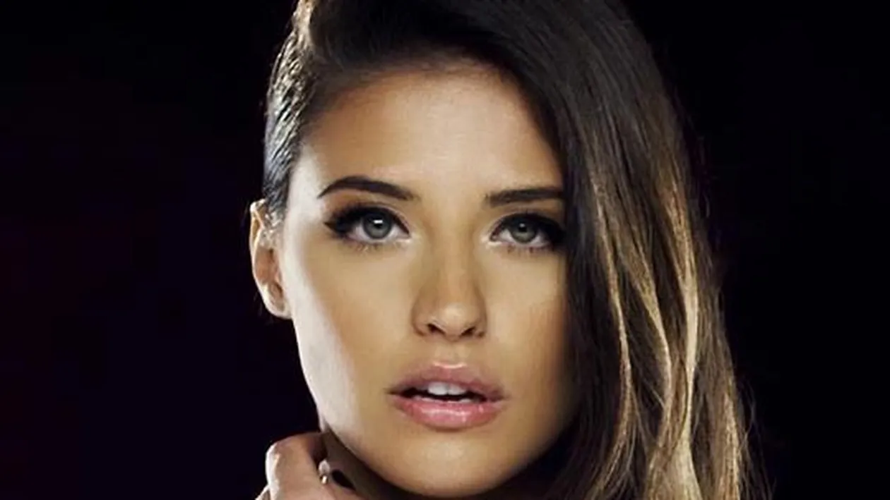 Antonia şi-a mai amuzat fanii cu o nouă strâmbătură! E simpatică sau nu?