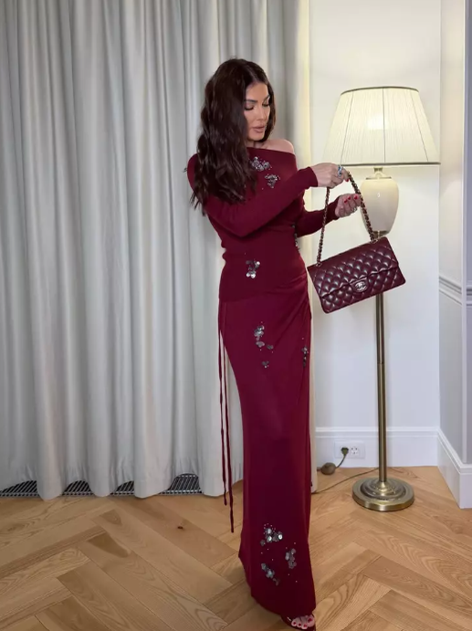 Cum arată casa în care locuiește Ilinca Vandici. Dressingul e piesa de rezistența a vilei spectaculoase