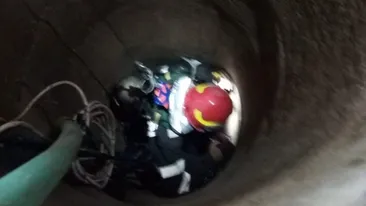 O femeie din Argeș s-a aruncat în fântână. Salvatorii au reușit să o scoată vie de la nouă metri adâncime
