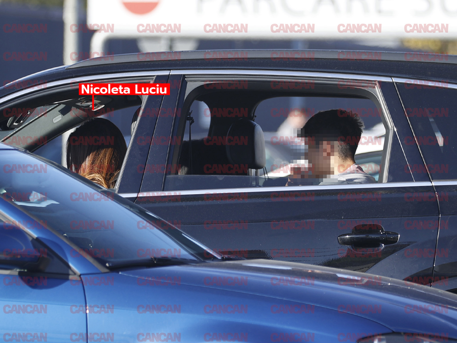 I-a urcat pe cei mici într-un Audi Q7 / (Sursa: CANCAN.RO)