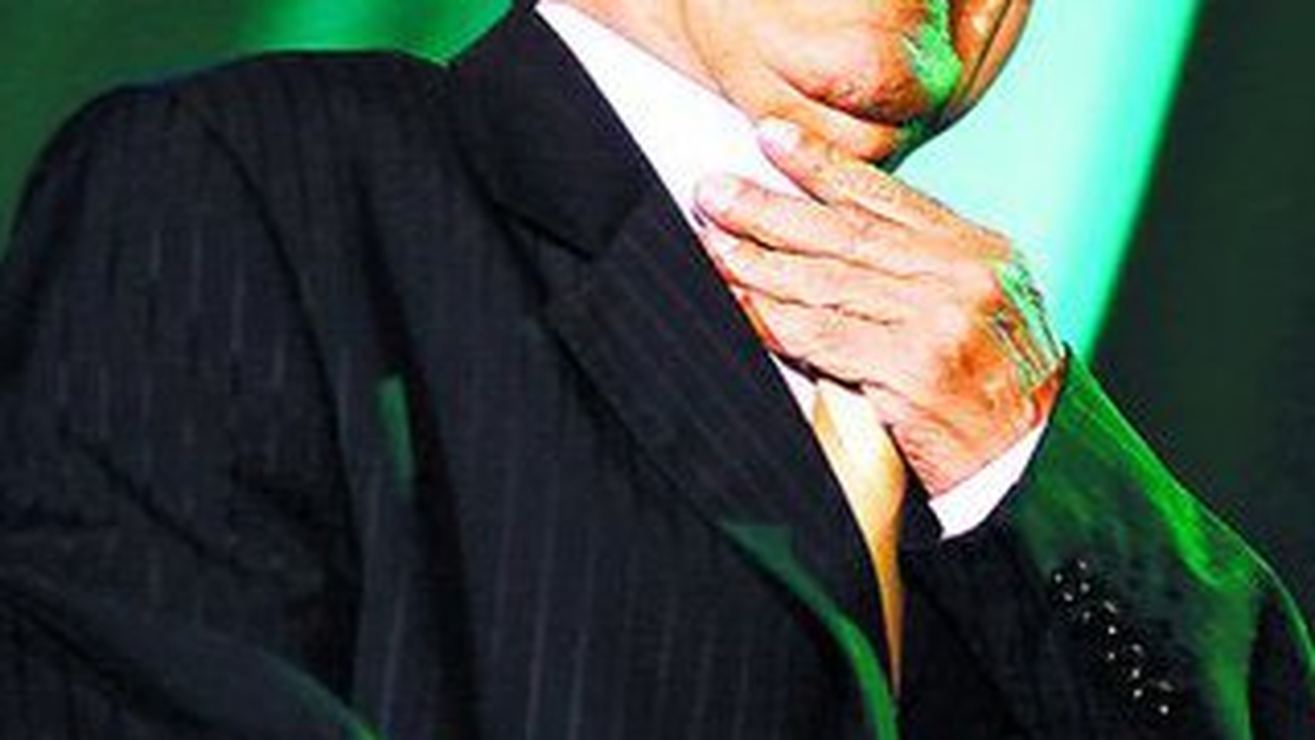 Incepe lupta pe averea lui Jean Constantin?
