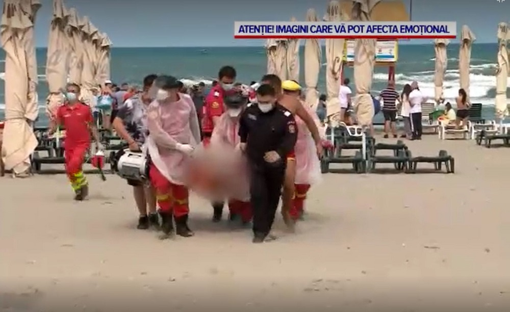 Trupul copilului de 12 ani dispărut în apele mării a fost găsit între stabilopozii din Mamaia